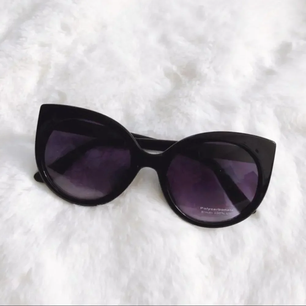 Stylens these ella